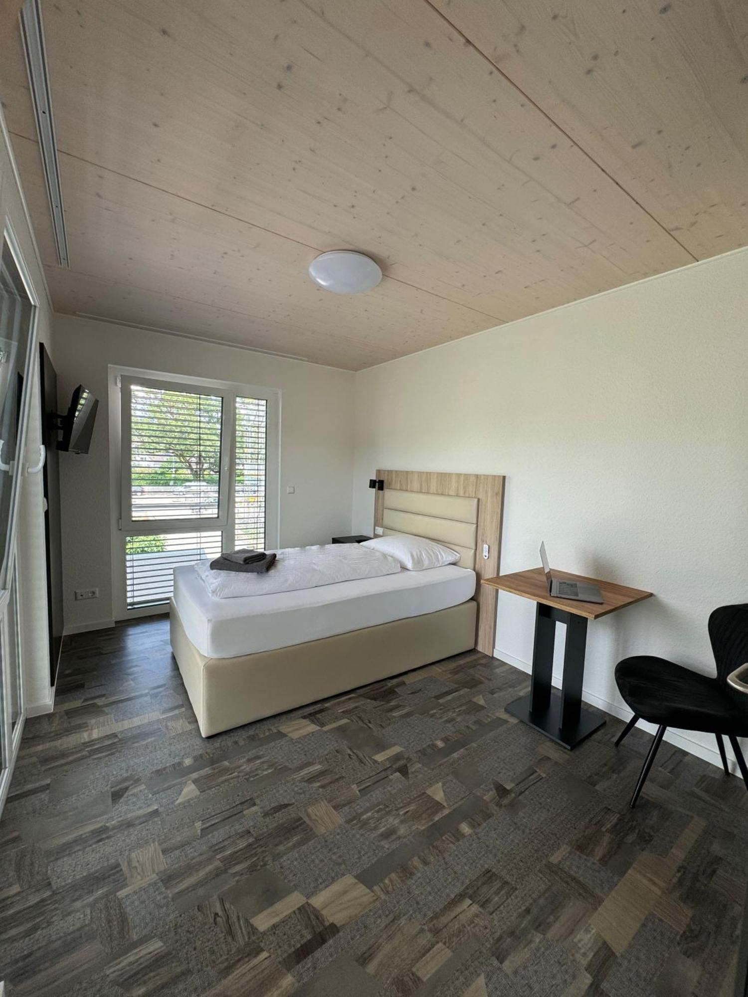 Hotel Lijo, Bei Basel Steinen  ภายนอก รูปภาพ