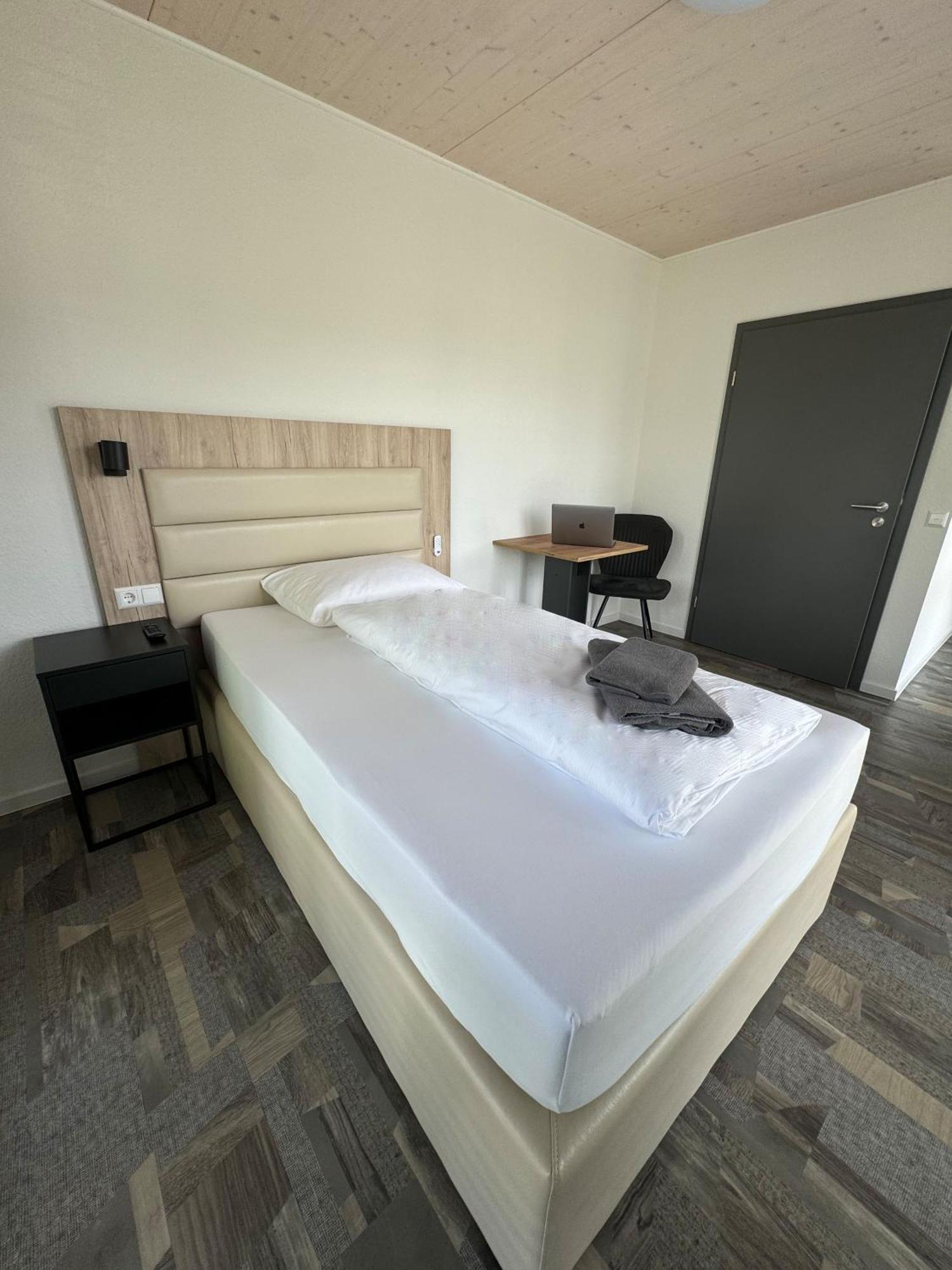 Hotel Lijo, Bei Basel Steinen  ภายนอก รูปภาพ